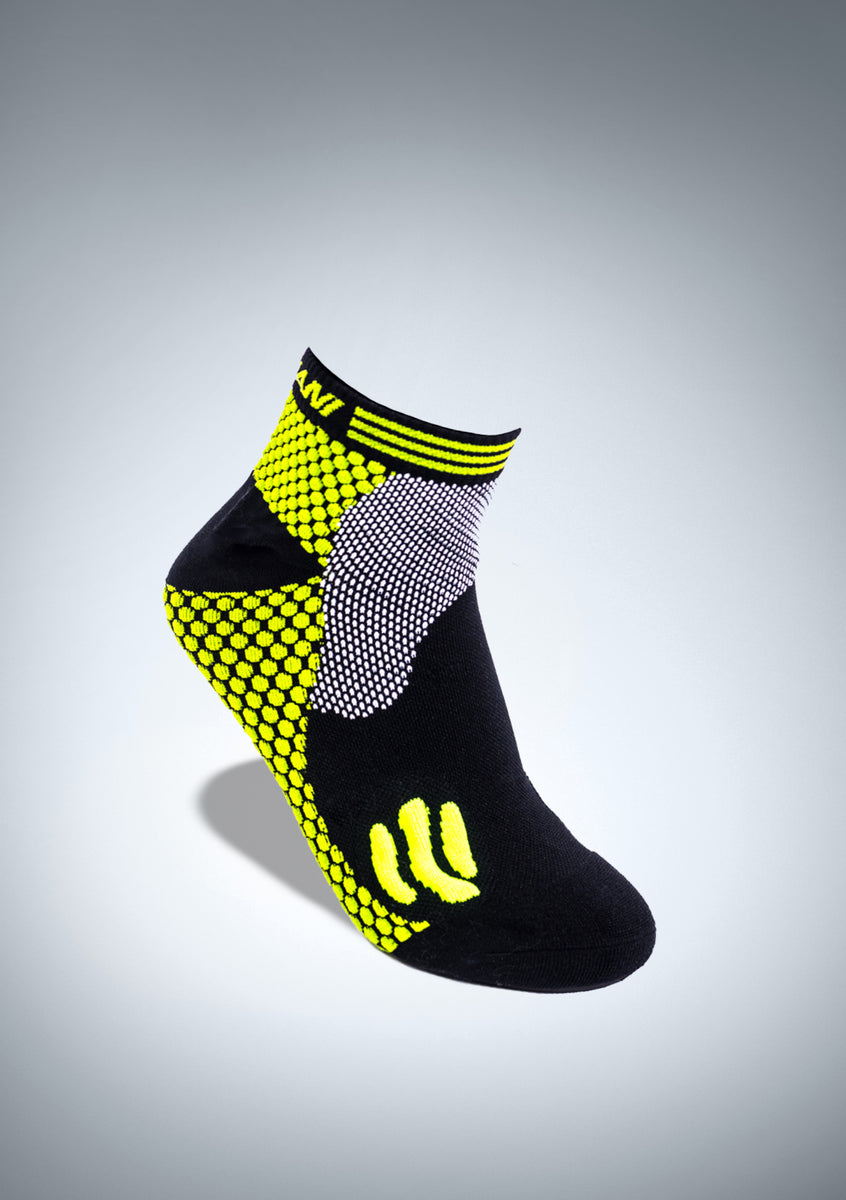 ガリガリ　JC-05＆Socks adidas Fun Socks 3 Pairs Kids - Red | Free Shipping with adiClub